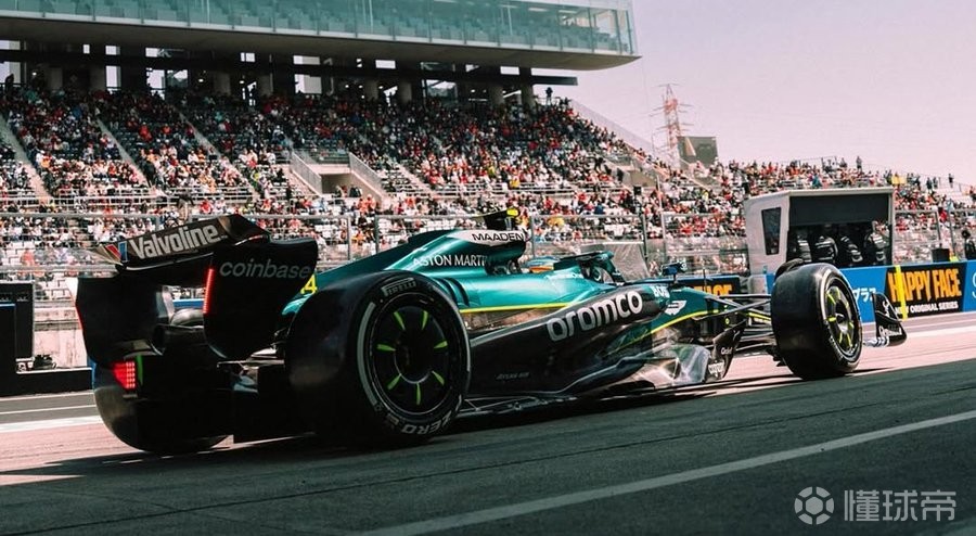 阿斯顿马丁险胜迈凯伦,维斯塔潘点燃赛场 阿斯顿马丁险胜迈凯伦,维斯塔潘点燃赛场