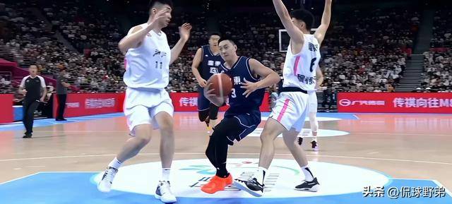 吉林队力克骑士,高诗岩状态火热 吉林队力克骑士,高诗岩状态火热