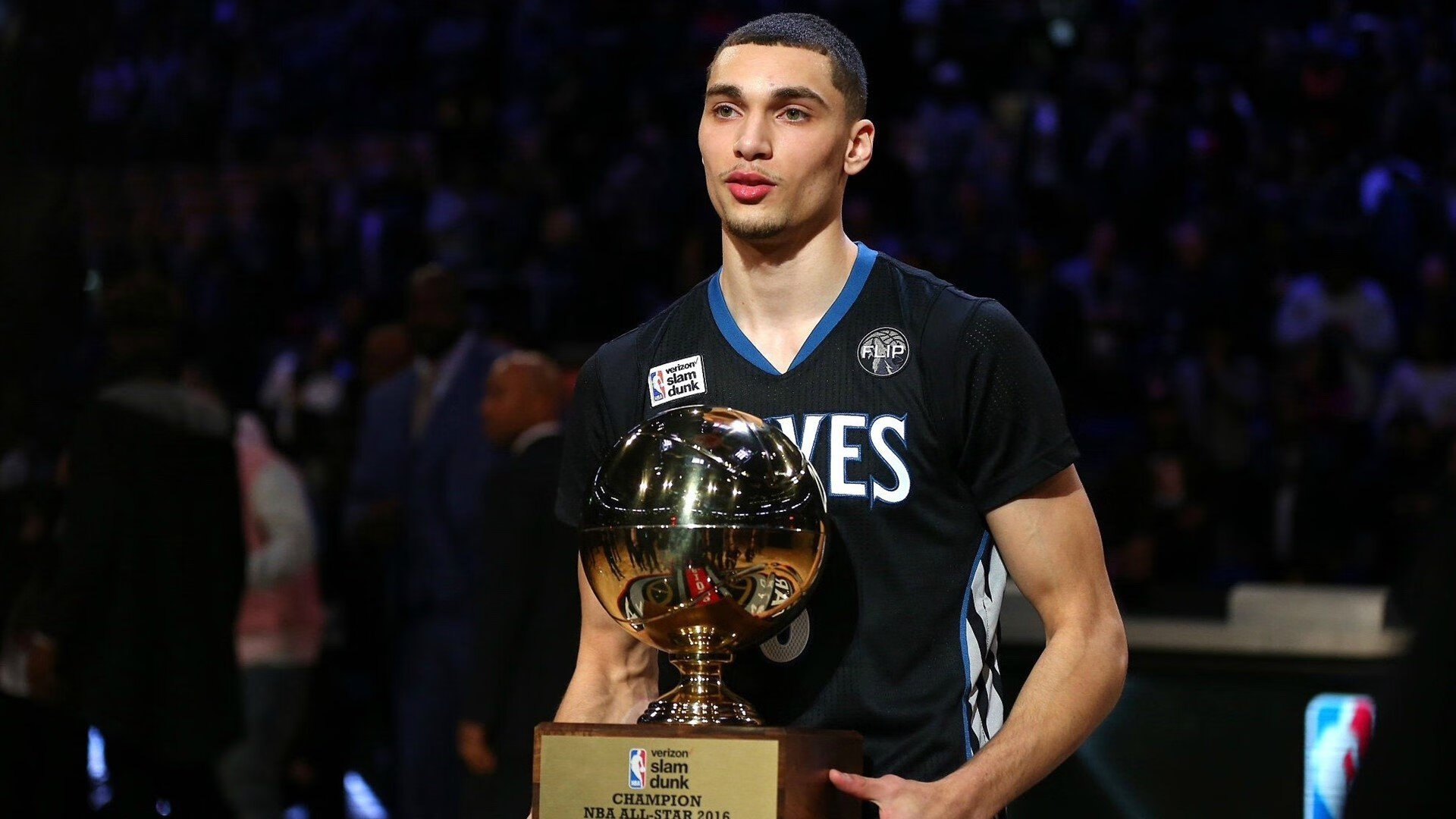 伊布关键制胜，玻利维亚爆冷美国，一场改写历史的足球之夜